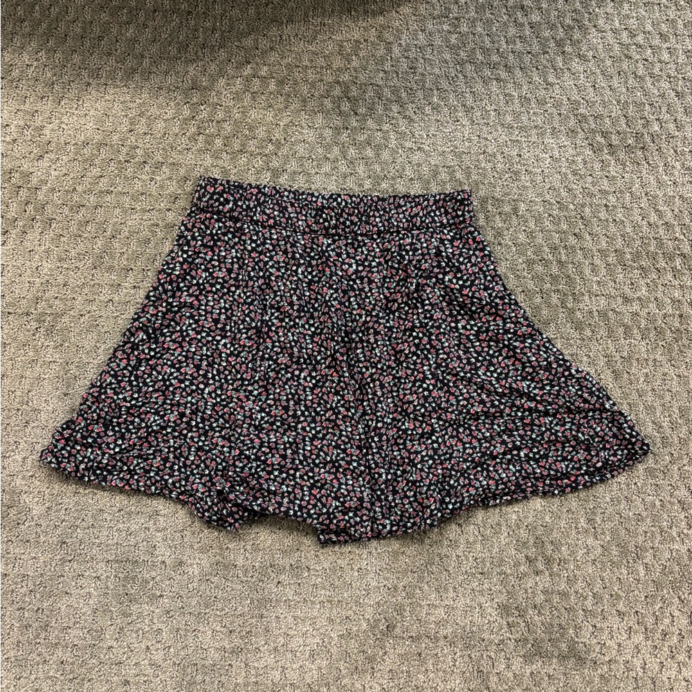 American Eagle Floral Mini Skirt